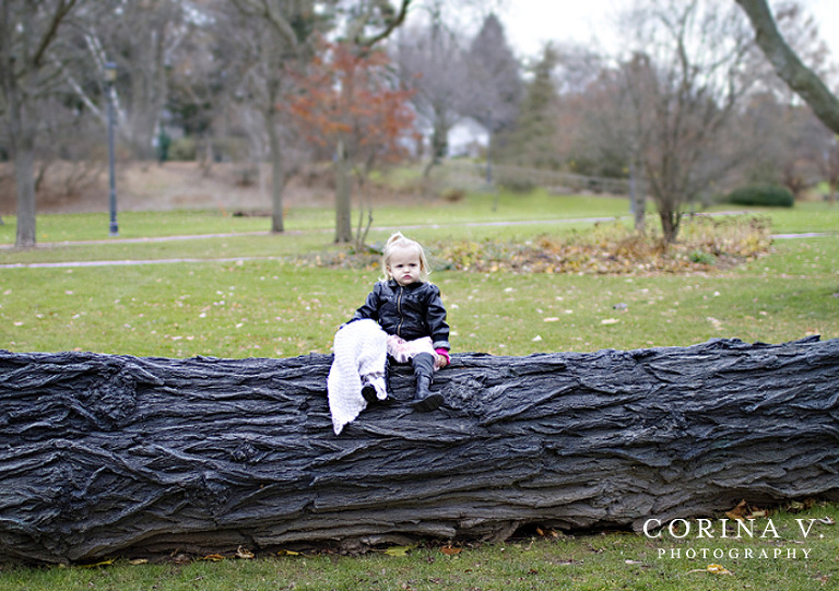 Family Portrait Photographer - Corina V. Photography