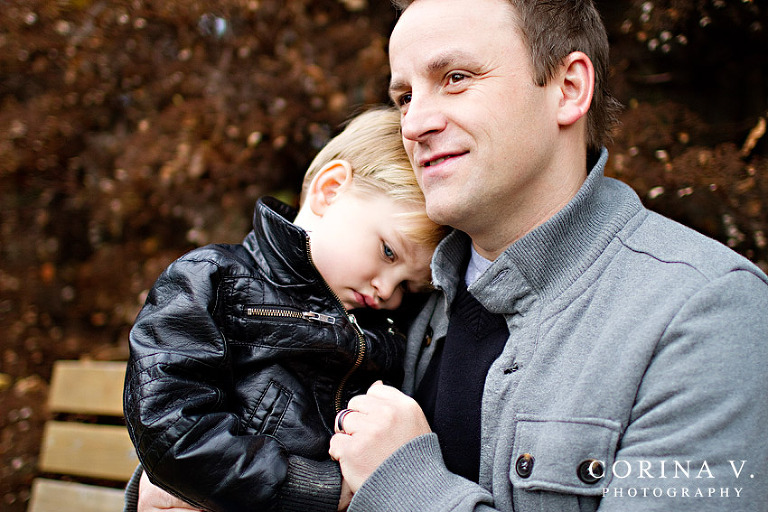 Family Portrait Photographer - Corina V. Photography