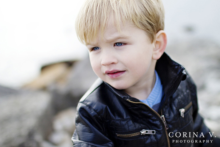 Family Portrait Photographer - Corina V. Photography