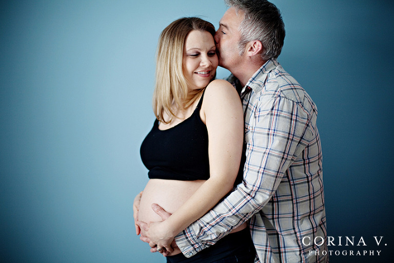 Toronto Pregnancy Maternity Photographer